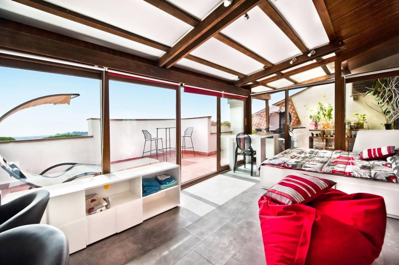 A Casa Di Digi - Appartment At Last Floor With Panoramic View 알바노라치알레 외부 사진