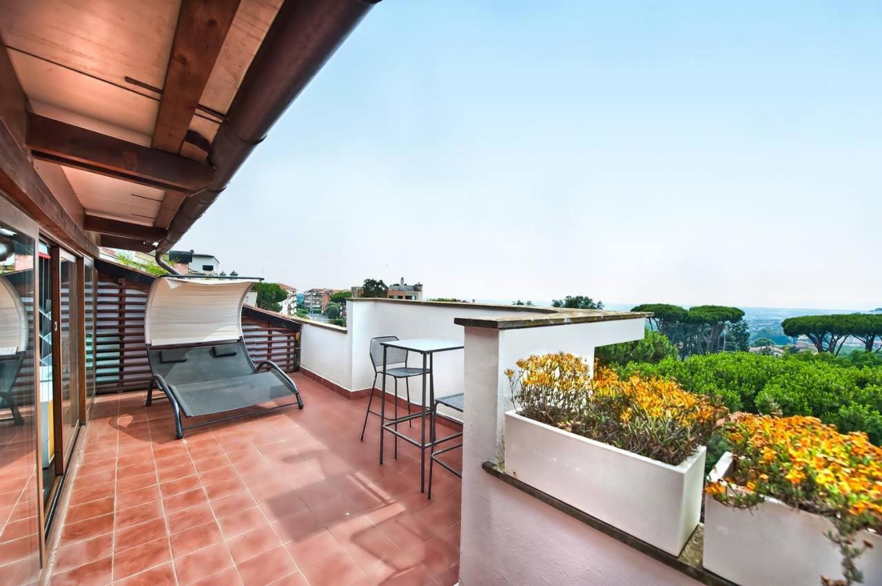 A Casa Di Digi - Appartment At Last Floor With Panoramic View 알바노라치알레 외부 사진